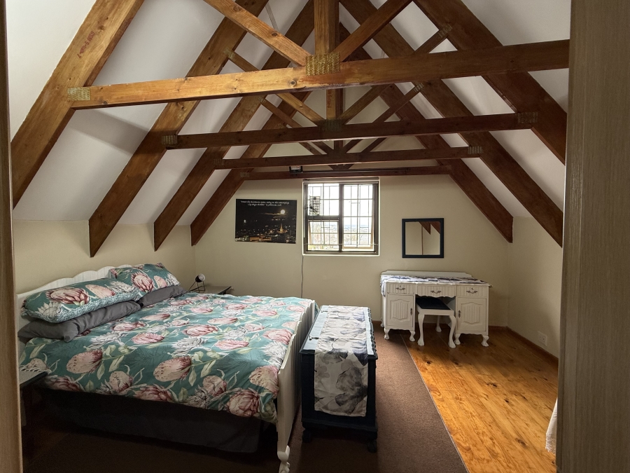 4 Bedroom Property for Sale in Vakansieplaas Western Cape